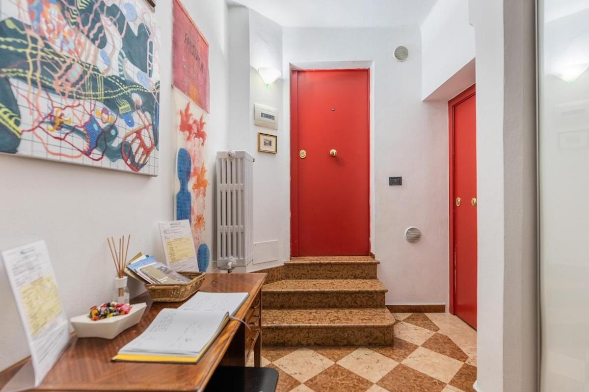 Monolocale Sui Tetti Di Bologna - Via Indipendenza Apartment Bagian luar foto