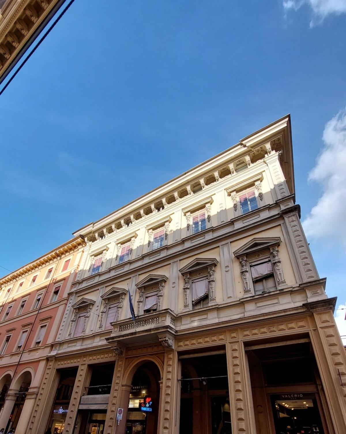 Monolocale Sui Tetti Di Bologna - Via Indipendenza Apartment Bagian luar foto