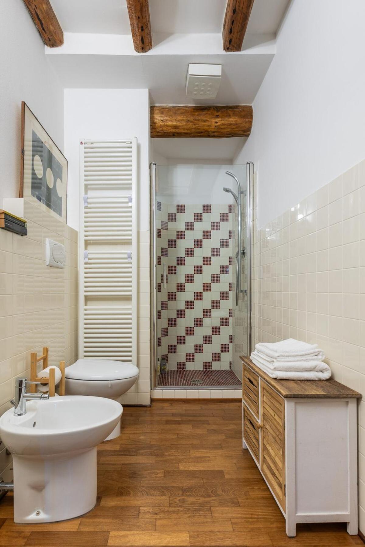 Monolocale Sui Tetti Di Bologna - Via Indipendenza Apartment Bagian luar foto